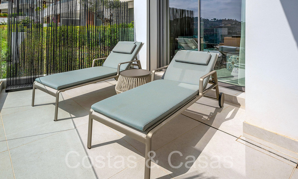 Instapklaar, prestigieus appartement met panoramisch zeezicht te koop in Marbella - Benahavis 68592