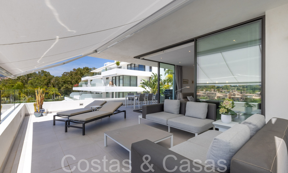 Instapklaar, modern, design appartement te koop nabij de golfbaan in de gouden driehoek van Marbella - Benahavis - Estepona 68773