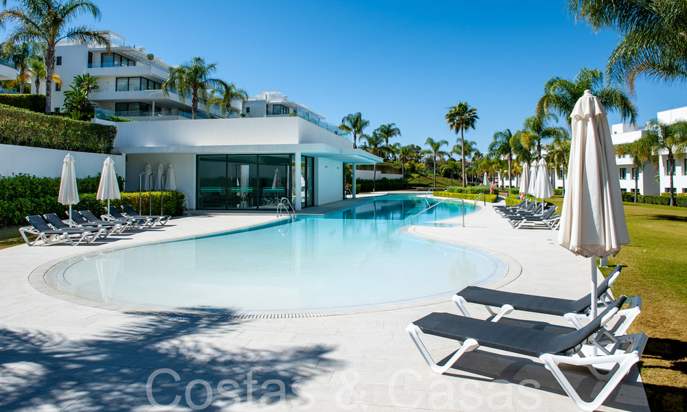 Instapklaar, modern, design appartement te koop nabij de golfbaan in de gouden driehoek van Marbella - Benahavis - Estepona 68827