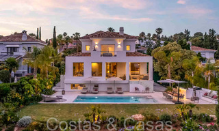 Prachtige gerenoveerde villa in eigentijdse mediterrane stijl te koop, grenzend aan de golfbaan in Benahavis - Marbella 69125 