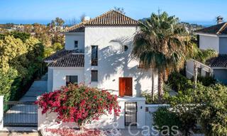 Prachtige gerenoveerde villa in eigentijdse mediterrane stijl te koop, grenzend aan de golfbaan in Benahavis - Marbella 69127 