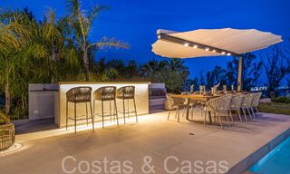 Prachtige gerenoveerde villa in eigentijdse mediterrane stijl te koop, grenzend aan de golfbaan in Benahavis - Marbella 69136 