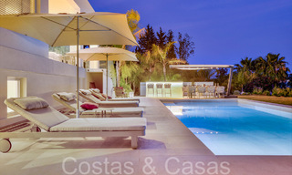 Prachtige gerenoveerde villa in eigentijdse mediterrane stijl te koop, grenzend aan de golfbaan in Benahavis - Marbella 69144 