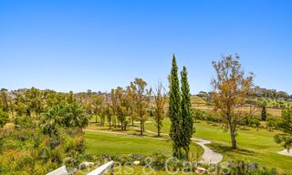 Prachtige gerenoveerde villa in eigentijdse mediterrane stijl te koop, grenzend aan de golfbaan in Benahavis - Marbella 69176 