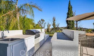 Prachtige gerenoveerde villa in eigentijdse mediterrane stijl te koop, grenzend aan de golfbaan in Benahavis - Marbella 69227 