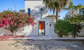 Prachtige gerenoveerde villa in eigentijdse mediterrane stijl te koop, grenzend aan de golfbaan in Benahavis - Marbella 69229 