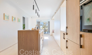 Prachtige gerenoveerde villa in eigentijdse mediterrane stijl te koop, grenzend aan de golfbaan in Benahavis - Marbella 69231 