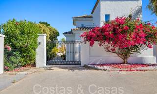 Prachtige gerenoveerde villa in eigentijdse mediterrane stijl te koop, grenzend aan de golfbaan in Benahavis - Marbella 69246 