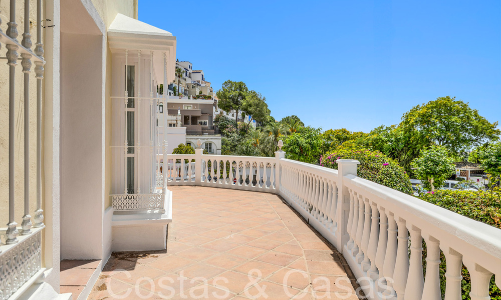 Charmant rijhuis te koop in een gated urbanisatie in de heuvels van Marbella - Benahavis 69481