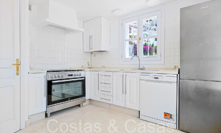 Charmant rijhuis te koop in een gated urbanisatie in de heuvels van Marbella - Benahavis 69482 