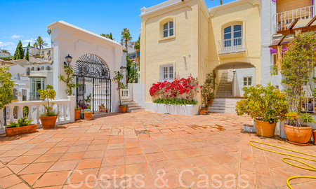 Charmant rijhuis te koop in een gated urbanisatie in de heuvels van Marbella - Benahavis 69488
