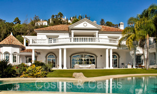 Klassieke Mediterrane villa met adembenemend zeezicht te koop, in het exclusieve La Zagaleta resort in Benahavis - Marbella 69740 