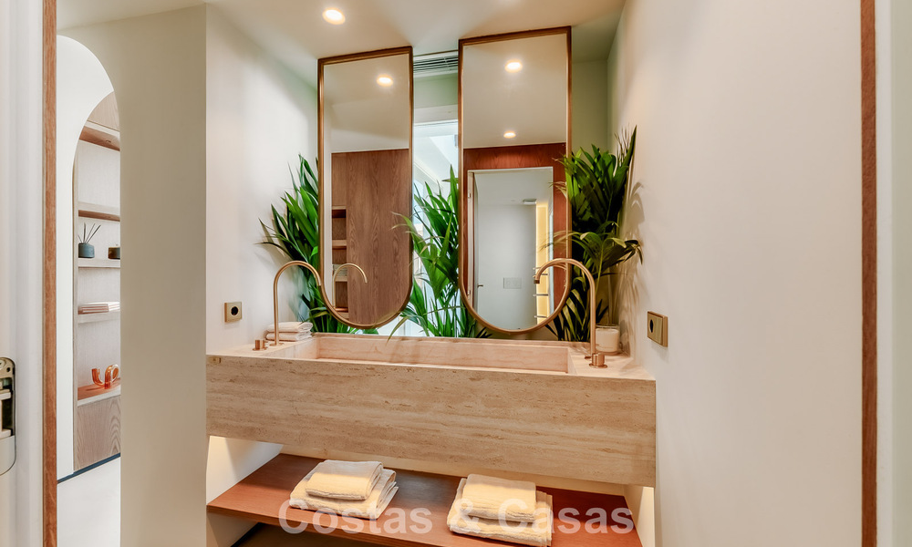 Luxe penthouse te koop in een hoogstaand strandcomplex op wandelafstand van Estepona centrum 774288
