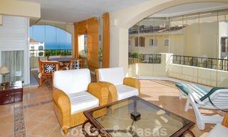 Luxe appartementen te koop aan of vlak bij het strand in Elviria, Marbella oost 31027 