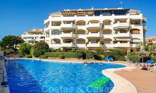 Luxe appartementen te koop aan of vlak bij het strand in Elviria, Marbella oost 31040 