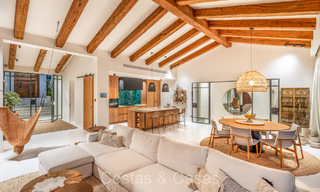 Stijlvol gerenoveerde luxevilla te koop, grenzend aan de golfbaan in Nueva Andalucia, Marbella 72332 