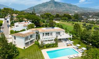 Huizen te koop in een beveiligde urbanisatie, omgeven door de Aloha golfbaan in Nueva Andalucia, Marbella 805077 