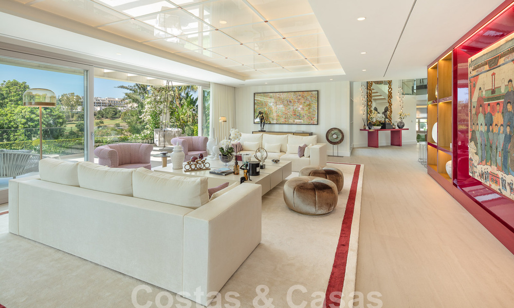 Huizen te koop in een beveiligde urbanisatie, omgeven door de Aloha golfbaan in Nueva Andalucia, Marbella 805085