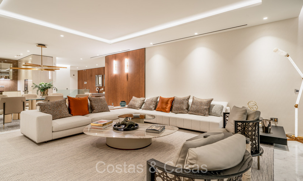 Instapklaar, prestigieus duplex appartement te koop in een chique resort-stijl complex o/d Golden Mile van Marbella 73861