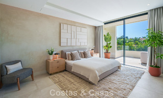 Instapklare, luxevilla te koop op loopafstand van een prachtig golfclubhuis op de New Golden Mile tussen Marbella - Estepona 806021 