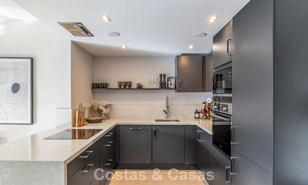 Contemporain gerenoveerd appartement op loopafstand van alle voorzieningen en het strand in Nueva Andalucia, Marbella 74646