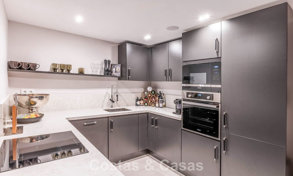 Contemporain gerenoveerd appartement op loopafstand van alle voorzieningen en het strand in Nueva Andalucia, Marbella 74663