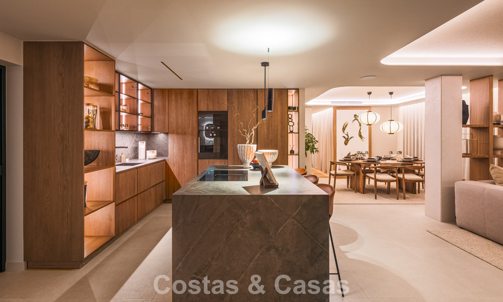 Prestigieus gerenoveerd penthouse met panoramisch zeezicht te koop in Nueva Andalucia’s golfvallei, Marbella 773615