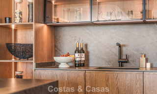 Prestigieus gerenoveerd penthouse met panoramisch zeezicht te koop in Nueva Andalucia’s golfvallei, Marbella 773637 