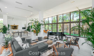 Unieke loft-stijl villa te koop in een begeerde villawijk in Nueva Andalucia, Marbella 774493 