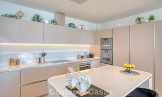 Luxueus duplex appartement te koop met zeezicht in een hoogstaand Sierra Blanca complex op Marbella’s Golden Mile 774623 