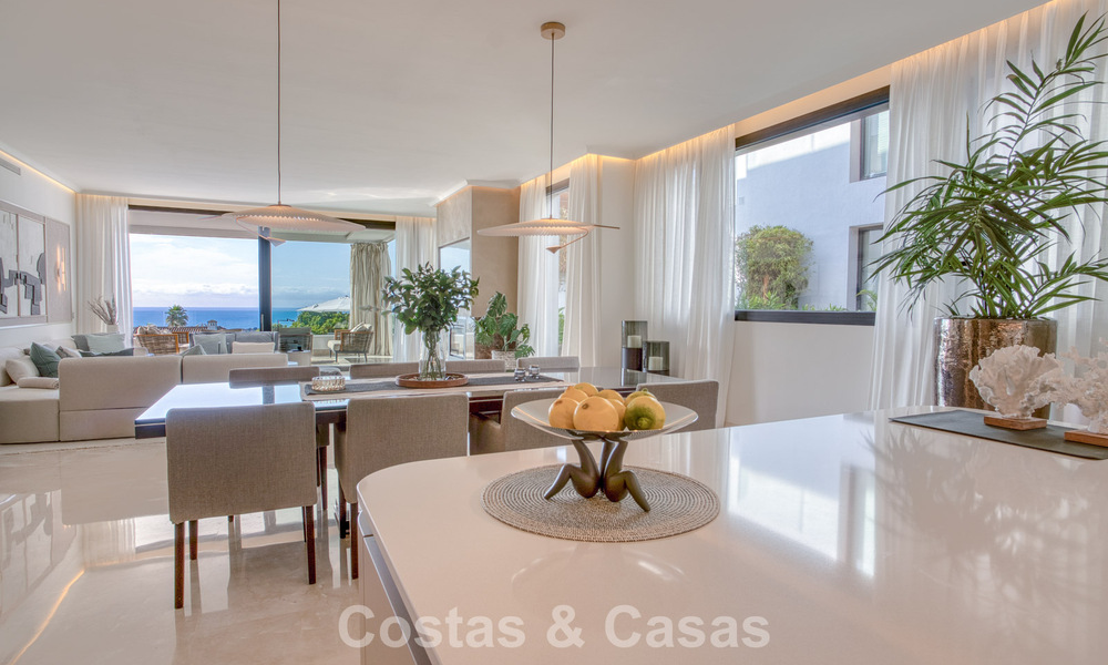 Luxueus duplex appartement te koop met zeezicht in een hoogstaand Sierra Blanca complex op Marbella’s Golden Mile 774626