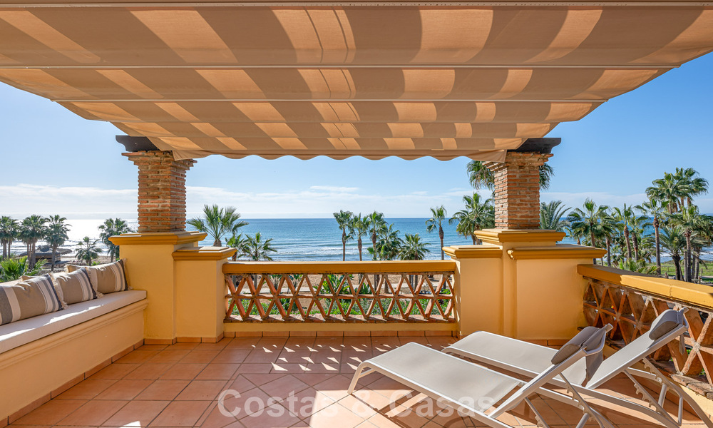 Ruim 3-slaapkamer appartement met panoramisch zeezicht te koop in een strandcomplex ten oosten van Marbella centrum 774711