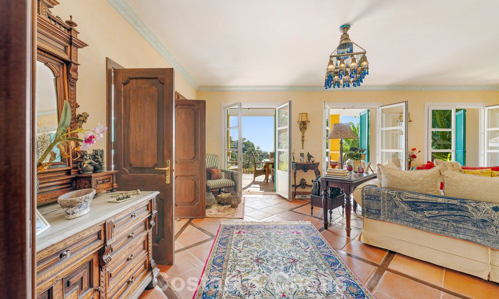 Andalusische luxevilla te koop, in de exclusieve en beveiligde omgeving van El Madroñal, Marbella - Benahavis 774826