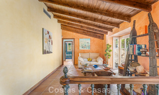Andalusische luxevilla te koop, in de exclusieve en beveiligde omgeving van El Madroñal, Marbella - Benahavis 774836 