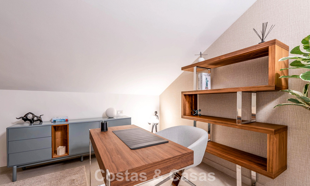 Prachtig dubbel penthouse met zeezicht te koop op loopafstand van Puerto Banus, Marbella 774854
