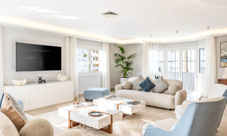 Prachtig dubbel penthouse met zeezicht te koop op loopafstand van Puerto Banus, Marbella 774861 