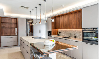 Prachtig dubbel penthouse met zeezicht te koop op loopafstand van Puerto Banus, Marbella 774864 
