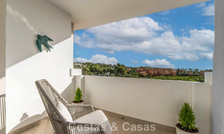 Prachtig dubbel penthouse met zeezicht te koop op loopafstand van Puerto Banus, Marbella 774873 