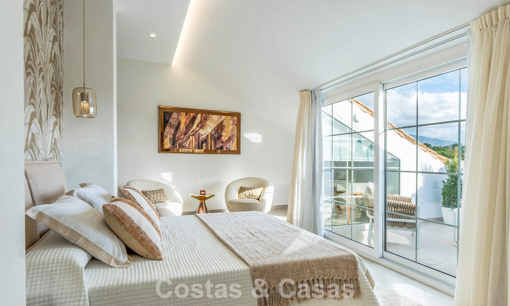 Prachtig dubbel penthouse met zeezicht te koop op loopafstand van Puerto Banus, Marbella 774874