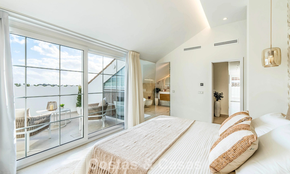 Prachtig dubbel penthouse met zeezicht te koop op loopafstand van Puerto Banus, Marbella 774877