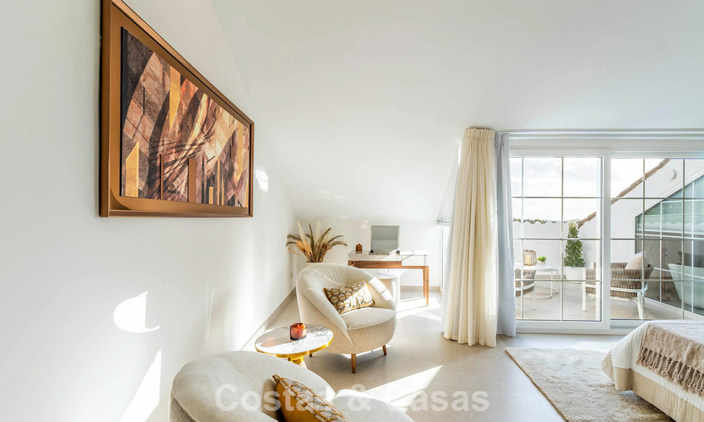 Prachtig dubbel penthouse met zeezicht te koop op loopafstand van Puerto Banus, Marbella 774878