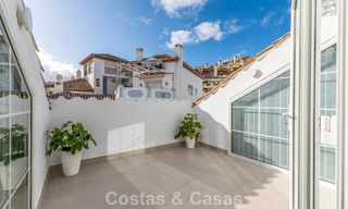 Prachtig dubbel penthouse met zeezicht te koop op loopafstand van Puerto Banus, Marbella 774886 