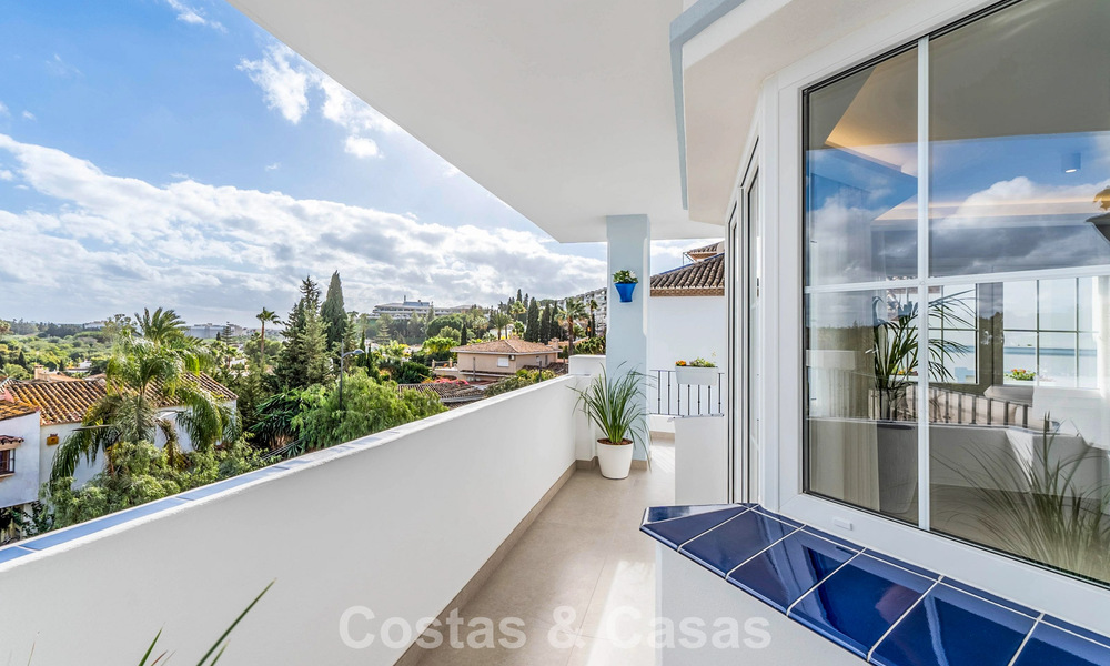 Prachtig dubbel penthouse met zeezicht te koop op loopafstand van Puerto Banus, Marbella 774889