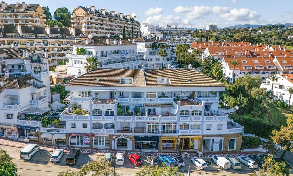 Prachtig dubbel penthouse met zeezicht te koop op loopafstand van Puerto Banus, Marbella 774893