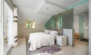 Klassieke mediterrane villa te koop met panoramisch zeezicht in een exclusieve, gated community in Marbella - Benahavis 774937 