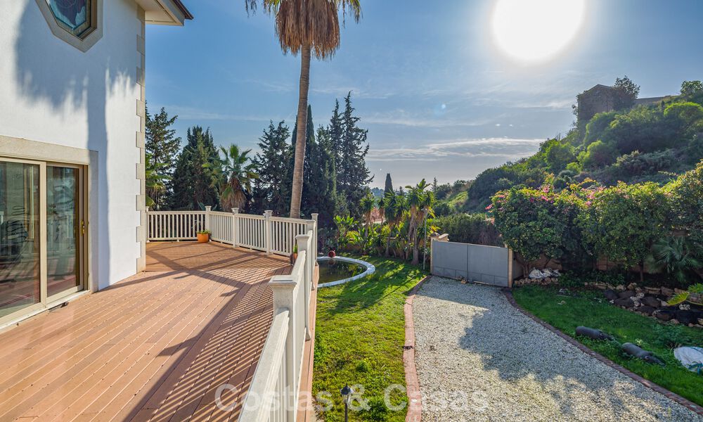 Majestueuze luxevilla met prachtig zeezicht te koop, in een populaire urbanisatie van Benahavis - Marbella 774948