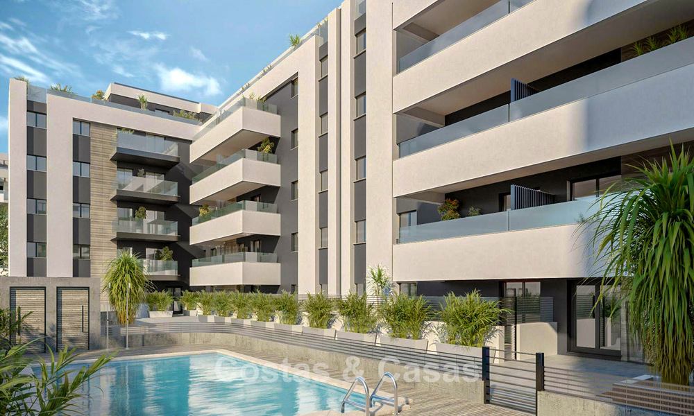 Nieuw op de markt. Moderne nieuwbouwappartementen met hedendaagse stijl te koop in Fuengirola, Costa del Sol 775026