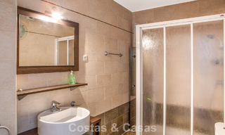 Ruim 4-slaapkamer townhouse met prachtig zeezicht te koop gelegen in Marbella Oost 775138 