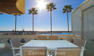 Eerstelijnsstrand appartement met fenomenaal uitzicht te koop in Marbella centrum 775042 