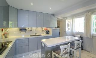 Eerstelijnsstrand appartement met fenomenaal uitzicht te koop in Marbella centrum 775047 